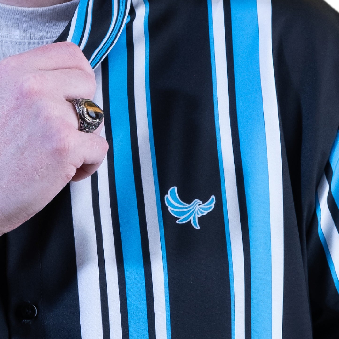 Button Down Shirt White Blue Striped - PEACE GANG