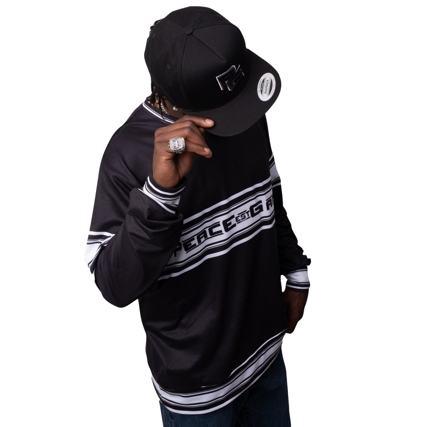 Crewneck Sweater Black/White Est 2017 PEACE GANG