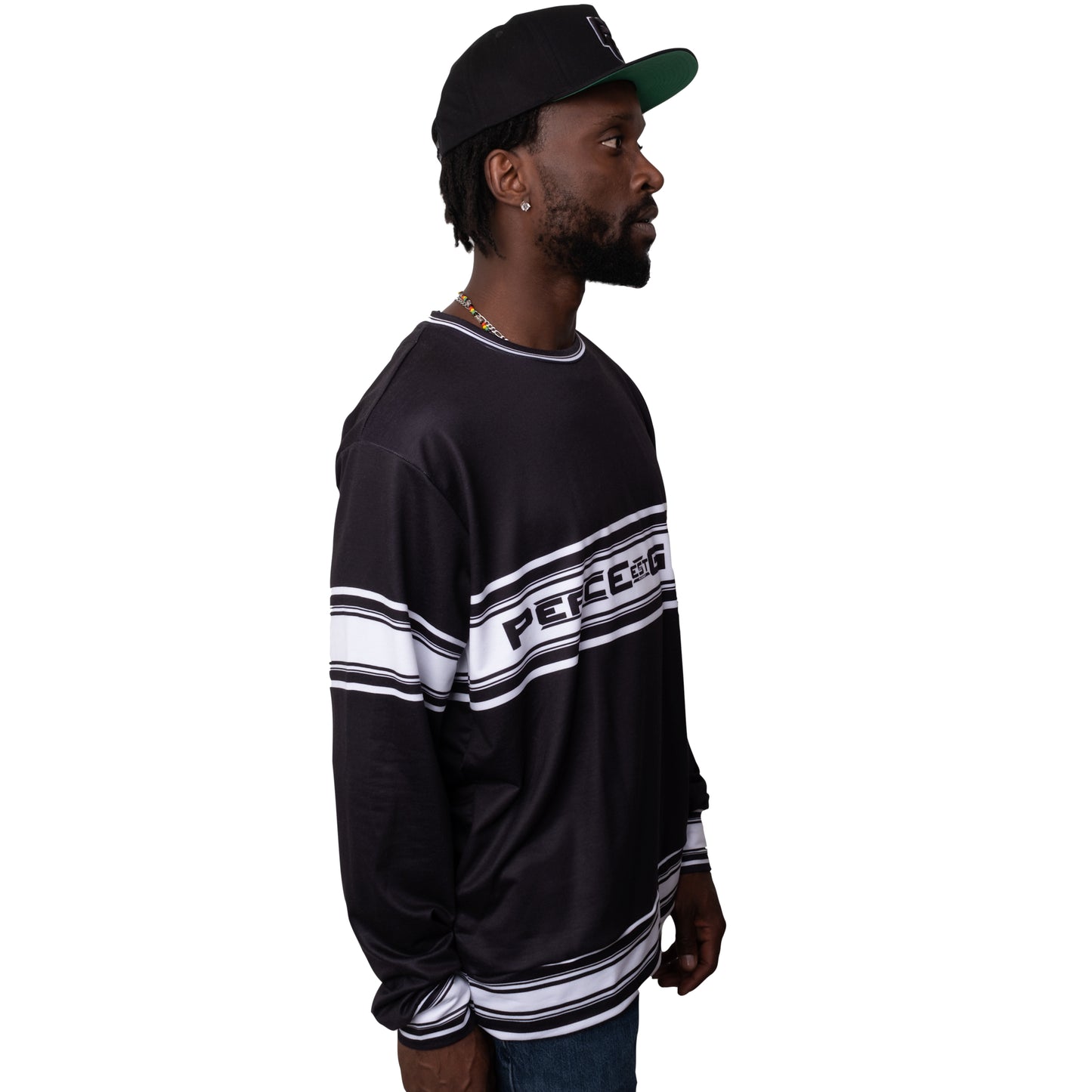 Crewneck Sweater Black/White Est 2017 PEACE GANG